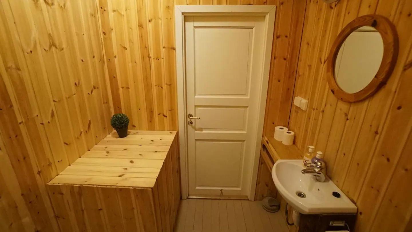 Real Fisherman'S Cabins In Ballstad, Lofoten Rom bilde